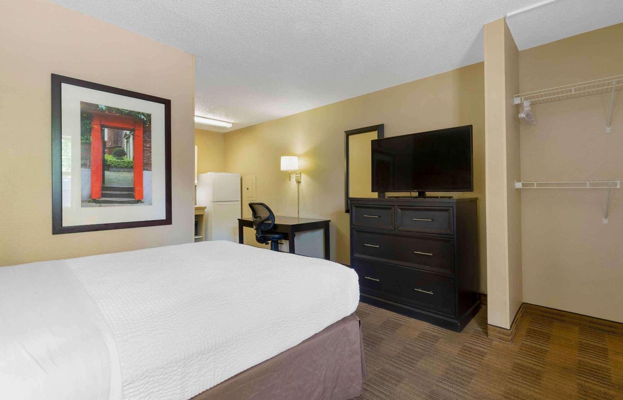 Extended Stay America Suites Washington Dc Germantown Town Center Exterior photo